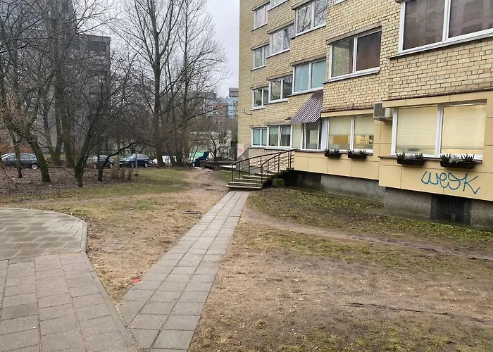 Modern & Cozy Gem - Spacious Retreat With Private Entrance * Vilnius